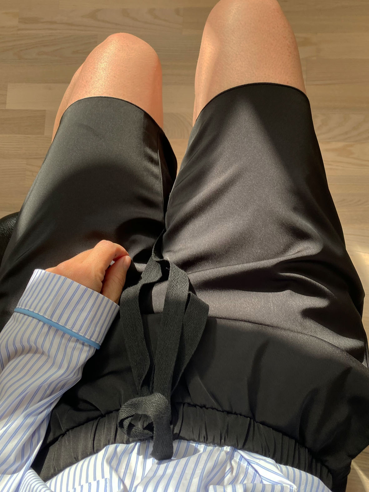 BLACK SILK SHORTS // WOMEN