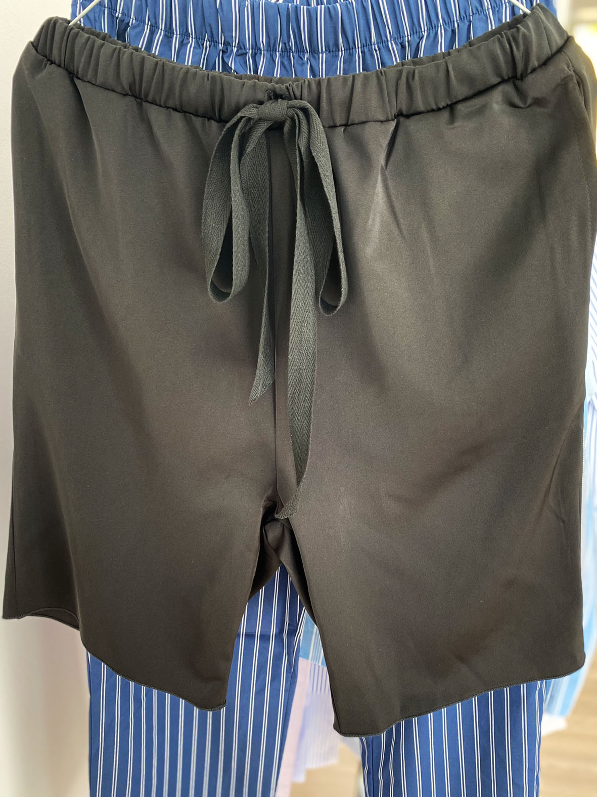 BLACK SILK SHORTS // WOMEN