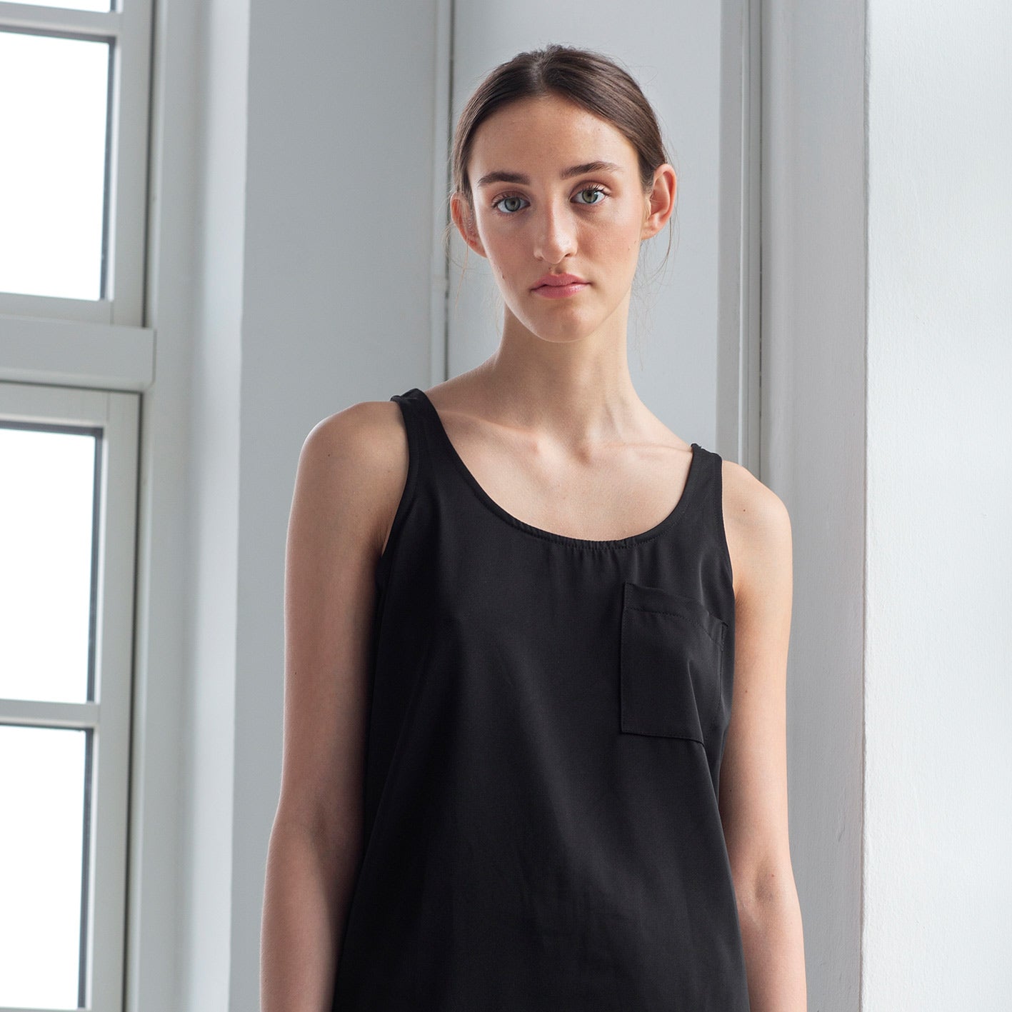 TANK TOP // SILK // BLACK