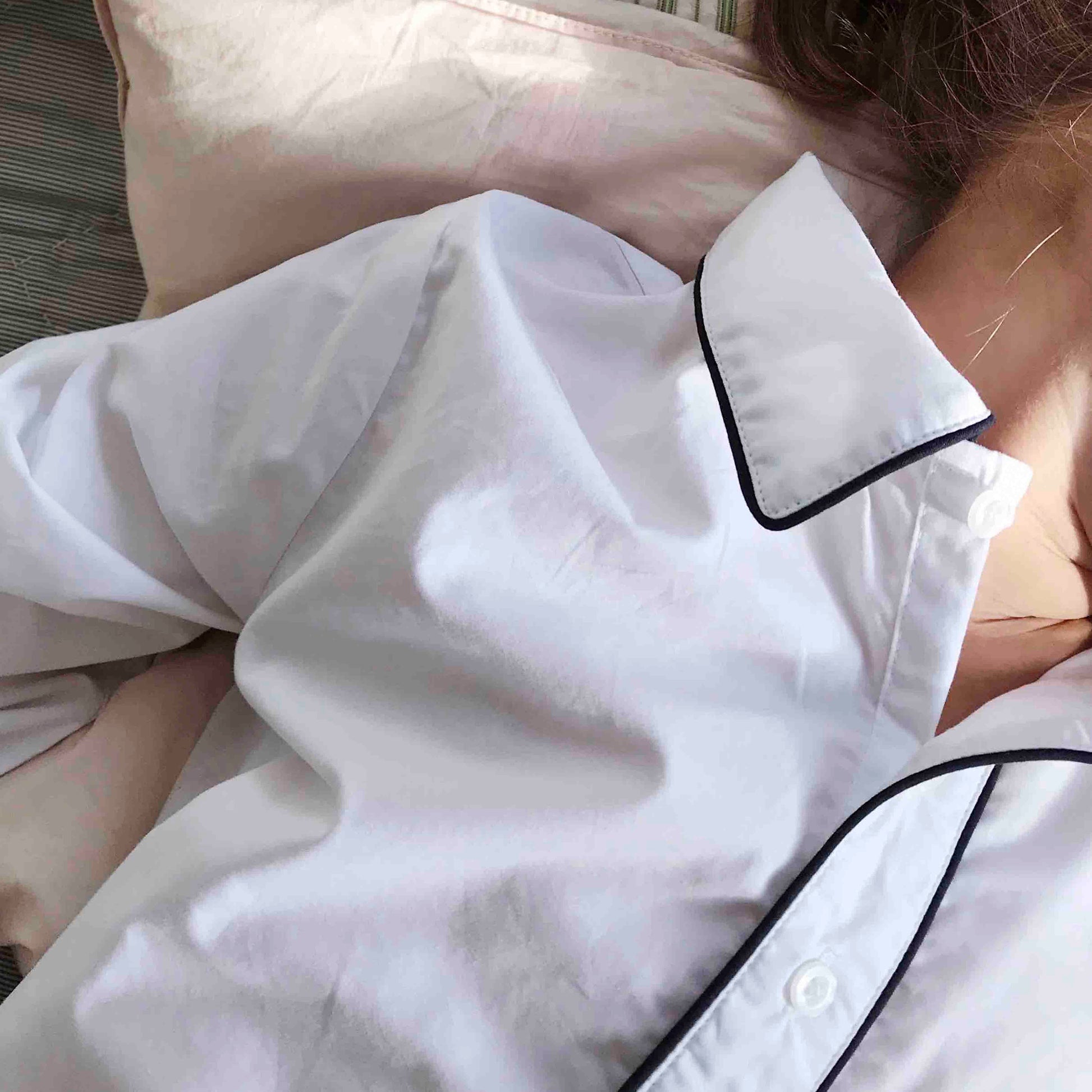 Kids PJ shirt dress white with blue piping