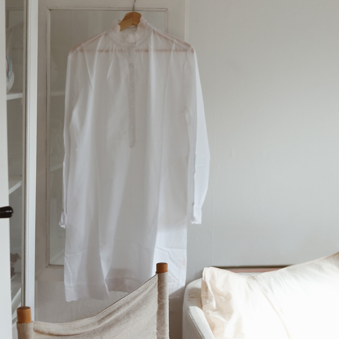 Women's dress white cotton & lace