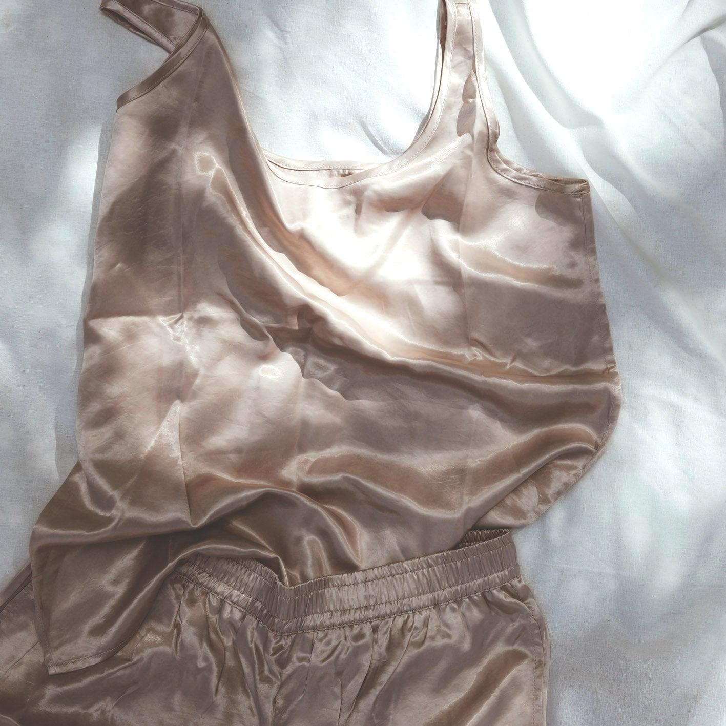 SHORTS // WOMEN // SILK